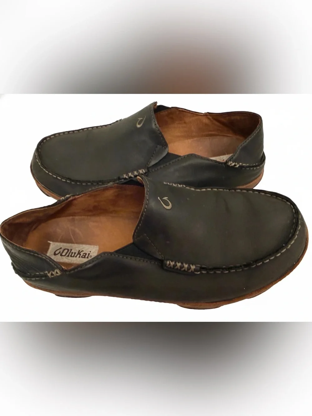 OluKai Men’s Moloa Slip-On Leather Loafers in Dark Brown, Size 11